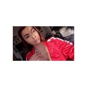 Meet your Posher, Deanna